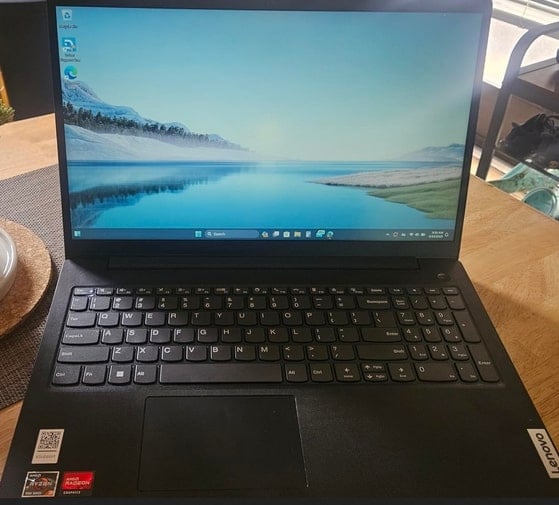 Lenovo IdeaPad Slim 3 affordable Chinese laptop for office and study use