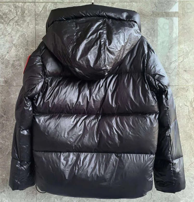 Canada Goose Men’s Wyndham Parka Dupe1