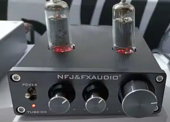TUBE-03 Mini HiFi Audio Preamplifier (40.01)2