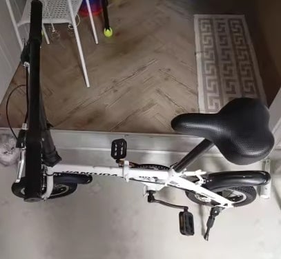 Durable Chinese folding bike folded for easy storage