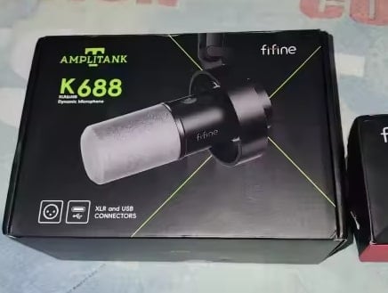Top Chinese gaming microphone with RGB lighting