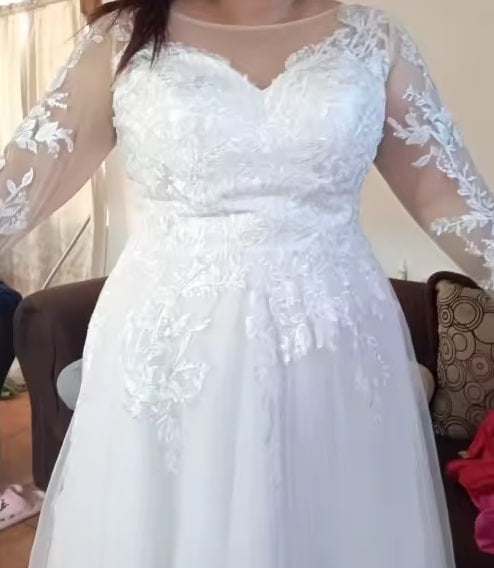 Affordable bridal gown from trusted AliExpress sellers