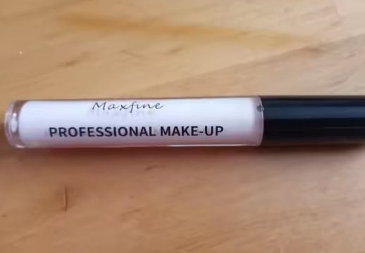 Top-rated AliExpress foundation and concealer from Chinese cosmetics store