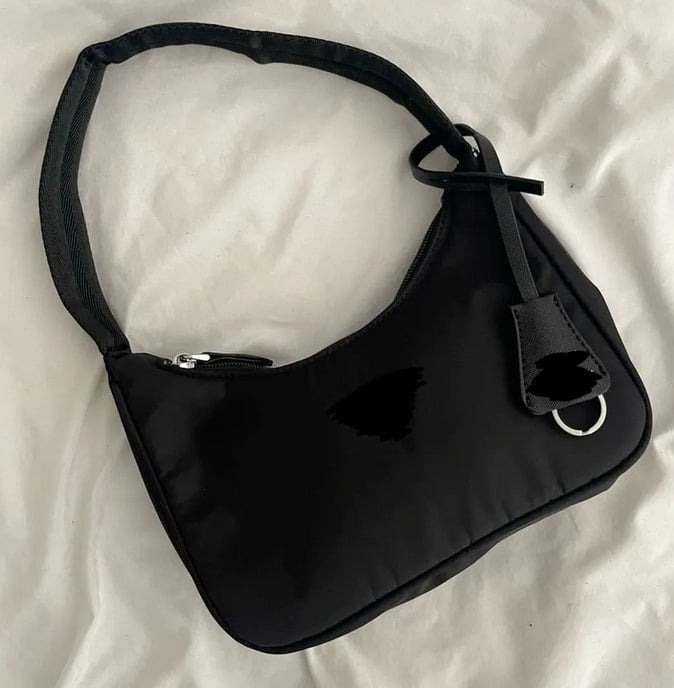 Fashionable tote bag replica found on DHgate